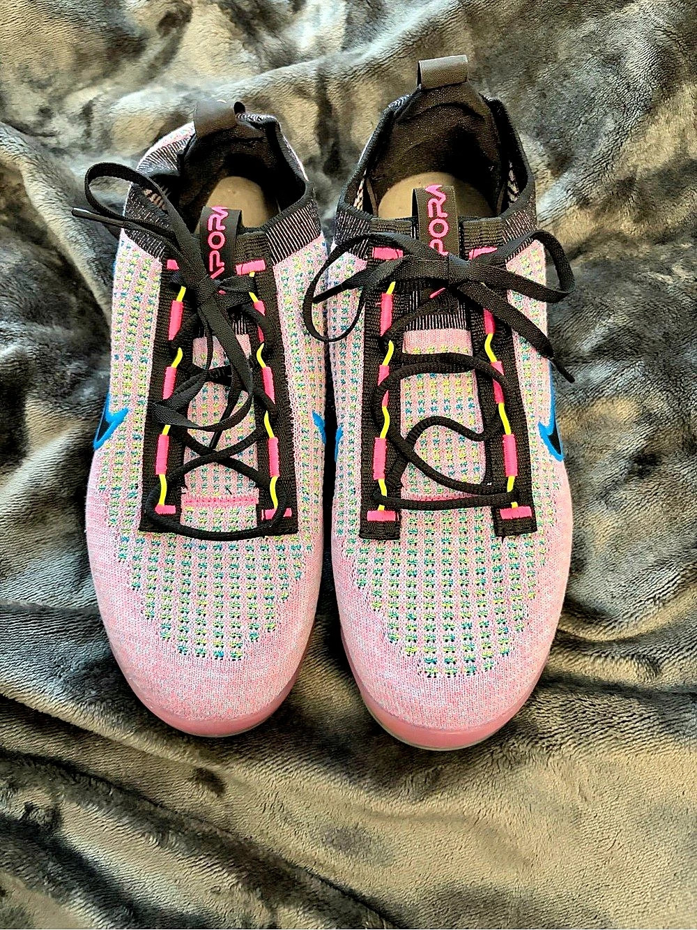 Women’s Nike Vapormax Flyknit Sneakers
